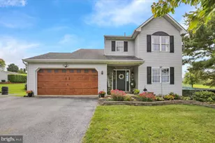 170 Cornerstone Dr, Mohrsville, PA 19541 - Photo 1