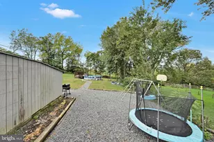 261 W Poplar St, Fleetwood, PA 19522 - Photo 24