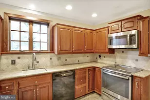 826 Farr Pl, Reading, PA 19611 - Photo 18
