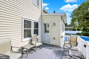 300 Elizabeth Dr, Sinking Spring, PA 19608 - Photo 4