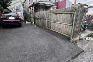 732 N 10th St, Reading, PA 19604 - Photo 38