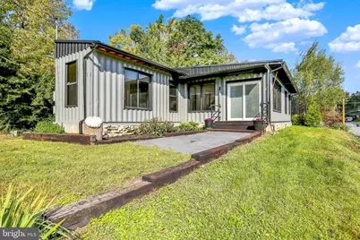 100 Logan Avenue, Reading, PA 19609 - Photo 1
