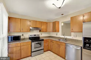 2816 Kingston Dr, Reading, PA 19608 - Photo 4