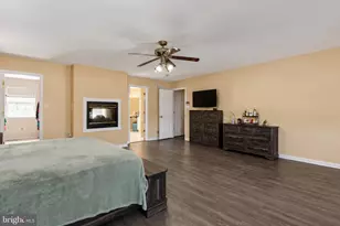 203 Barrington Dr, Reading, PA 19607 - Photo 18