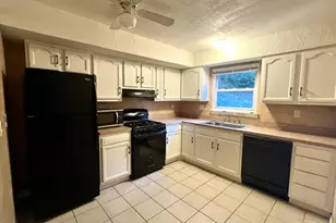800 Joan Terrace, Reading, PA 19611 - Photo 14