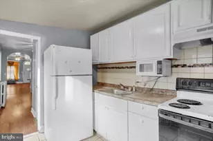 637 Moss St, Reading, PA 19604 - Photo 6