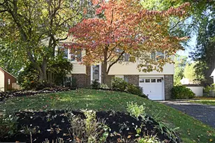 34 Chestnut Ln, Bechtelsville, PA 19505 - Photo 2