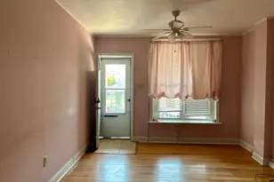 523 S 15 1/2 St, Reading, PA 19606 - Photo 2