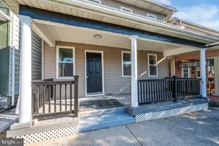 69 Main St, Womelsdorf, PA 19567 - Photo 2