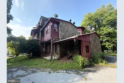 1521 Mineral Spring Road, Reading, PA 19602 - Photo 2