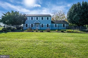 115 Sunny Ct, Leesport, PA 19533 - Photo 2