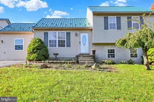 48 Deysher Rd, Fleetwood, PA 19522 - Photo 4