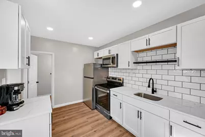 240 Chestnut Street, West Reading, PA 19611 - Photo 8