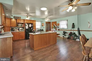 341 Chestnut St, Leesport, PA 19533 - Photo 10