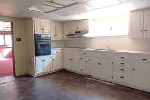 4363 Axe Handle Rd, Quakertown, PA 18951 - Photo 6