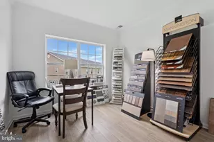 16241 River View Dr, Bristol, PA 19007 - Photo 10