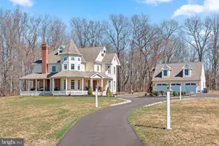 925 Park Ave, Newtown, PA 18940 - Photo 1