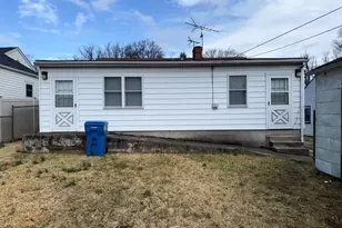 2715 Crest Ave, Bristol, PA 19007 - Photo 2