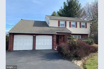 21 Joanne Road, Southampton, PA 18966 - Photo 1