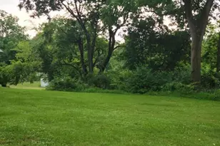 2617 County Line Rd, Chalfont, PA 18914 - Photo 2