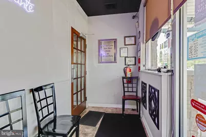 368 W Trenton Avenue, Morrisville, PA 19067 - Photo 6