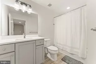 8 Sienna Pl, Feasterville-Trevose, PA 19053 - Photo 38