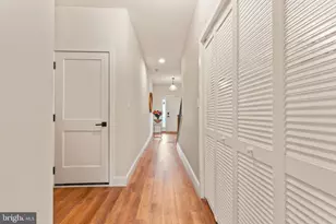 8 Sienna Pl, Feasterville-Trevose, PA 19053 - Photo 10