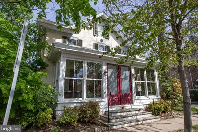 69 E Oakland Avenue, Doylestown, PA 18901 - Photo 2