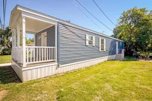 62 Harrison Dr, Fairless Hills, PA 19030 - Photo 2