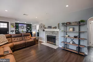 27 N Westview Ave, Feasterville-Trevose, PA 19053 - Photo 6