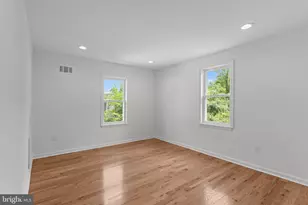 446 Pond St, Bristol, PA 19007 - Photo 22