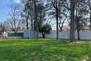 1327 Lacebark St, Feasterville-Trevose, PA 19053 - Photo 18