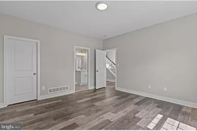 2823 Avenue E, Levittown, PA 19056 - Photo 10