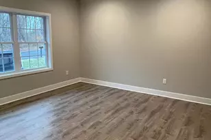 2821 Ave E, Levittown, PA 19056 - Photo 8