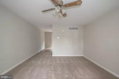 26 Bowling Green Avenue #3, Morrisville, PA 19067 - Photo 4