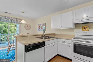 42 W College Ave, Yardley, PA 19067 - Photo 6