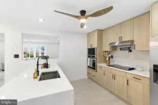 559 Maple Ave, Southampton, PA 18966 - Photo 14