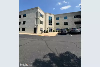 44 2nd Street Pike #102, Southampton, PA 18966 - Photo 2