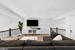 905 Holden Ct, Warminster, PA 18974 - Photo 22