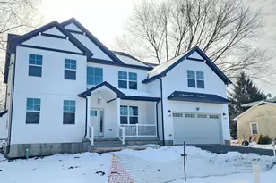 11B Fairview Ave, Perkasie, PA 18944 - Photo 2