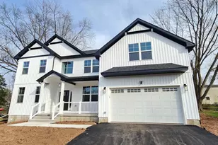 11B Fairview Ave, Perkasie, PA 18944 - Photo 2