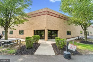 307 - 312 406 Camars Dr, Warminster, PA 18974 - Photo 1