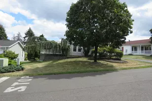 377 Spring Meadow Cir, New Hope, PA 18938 - Photo 2