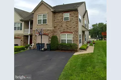 7 Dukes Way, Feasterville-Trevose, PA 19053 - Photo 1