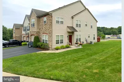 7 Dukes Way, Feasterville-Trevose, PA 19053 - Photo 2