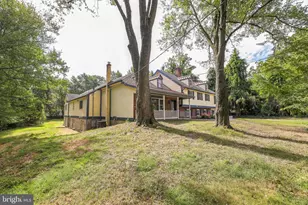 3775 Buckingham Dr, Doylestown, PA 18902 - Photo 4