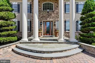 288 Jane Chapman Dr E, Newtown, PA 18940 - Photo 4