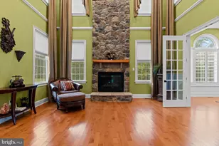 288 Jane Chapman Dr E, Newtown, PA 18940 - Photo 18
