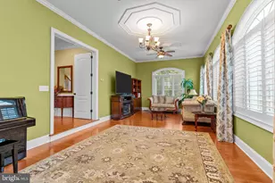 288 Jane Chapman Dr E, Newtown, PA 18940 - Photo 16