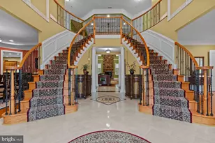 288 Jane Chapman Dr E, Newtown, PA 18940 - Photo 4